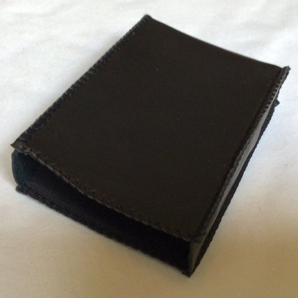 Benchmark Clock Co. - LCD Travel Alarm with World Time And Flashlight - Picture 8 of 12